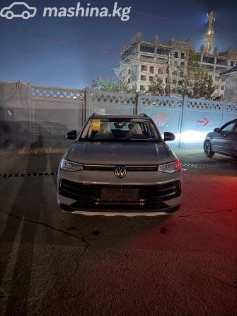 Volkswagen Tharu XR 300 TSI 1.5 AMT
