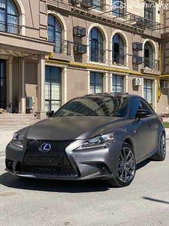 Lexus IS III Рестайлинг 300h 2.5hyb CVT