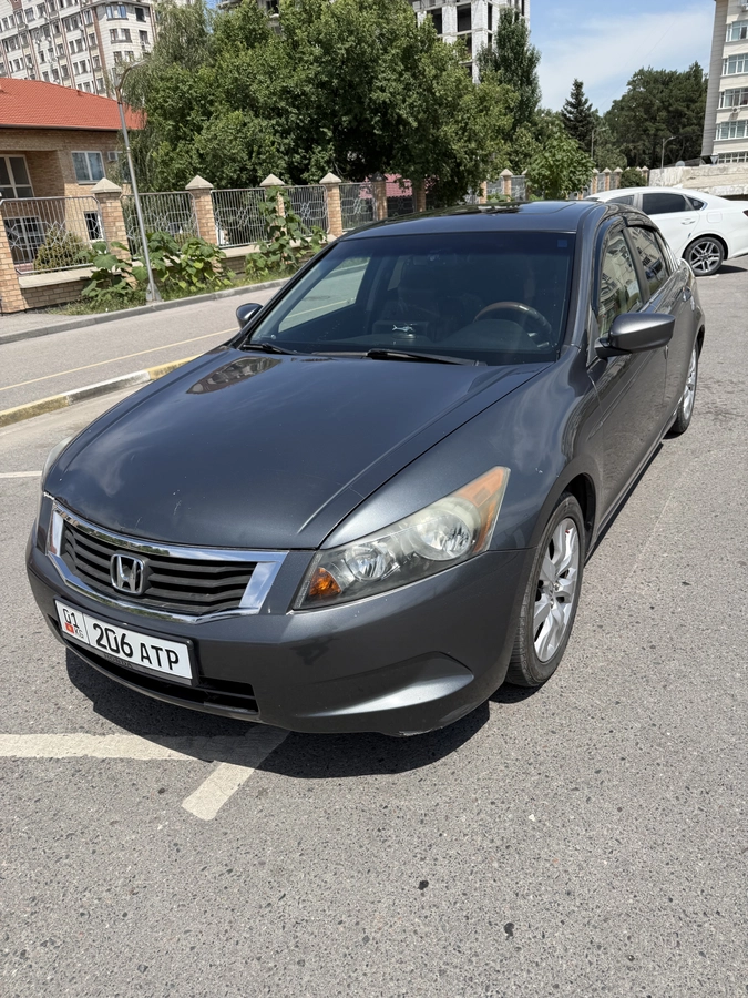 Honda Accord VIII 2.4 AT