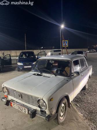 ВАЗ (Lada) 2101 21013 1.2 MT