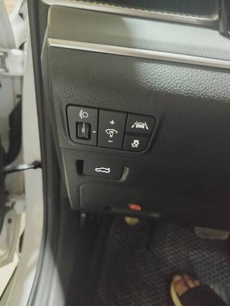 Kia K5 III LPi 2.0 AT