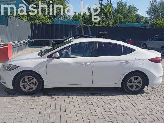 Hyundai Avante VI 1.6 AT