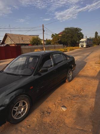 Honda Civic VI 1.4 MT