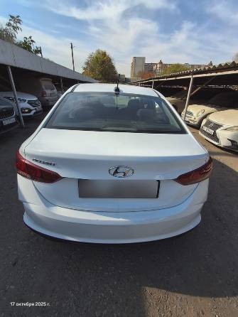 Hyundai Accent V Рестайлинг 1.6 AT