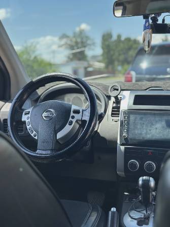 Nissan X-Trail II 2.5 CVT 4WD