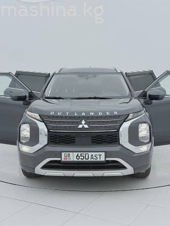 Mitsubishi Outlander IV 2.5 CVT