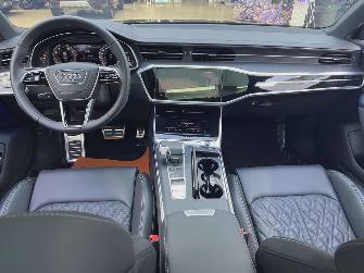 Audi A6 V (C8) Рестайлинг 40 TFSI Long 2.0 AMT