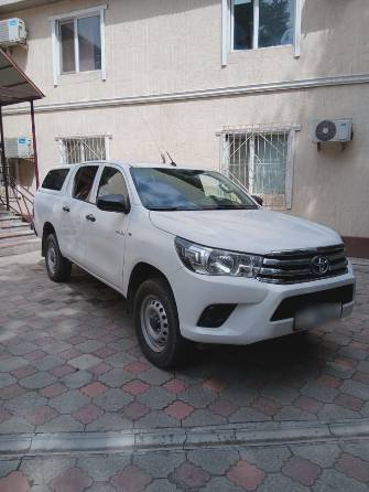 Toyota Hilux VIII 2.4d MT 4WD