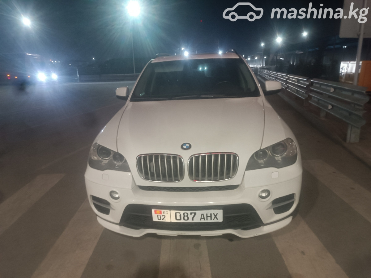 BMW X5 II (E70) Рестайлинг 50i 4.4 AT 4WD