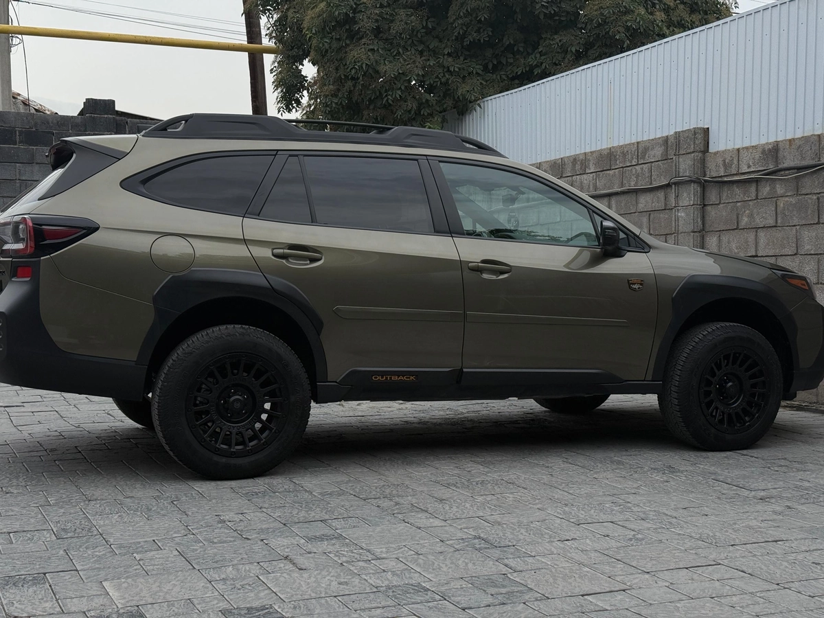 Открыть фото Subaru Outback VI Рестайлинг Wilderness 2.4 CVT 4WD
