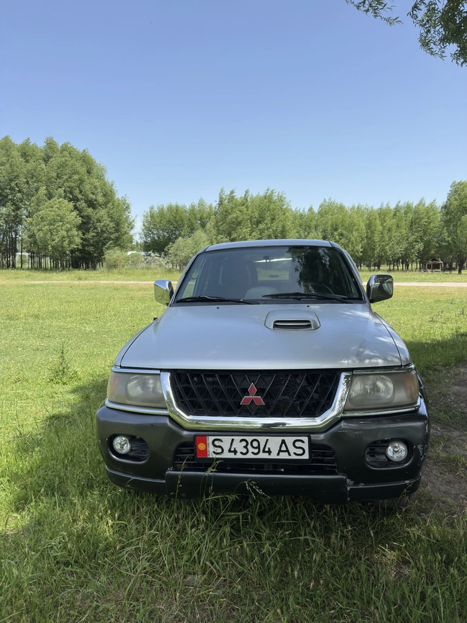 Mitsubishi Pajero Sport I 2.5d MT 4WD