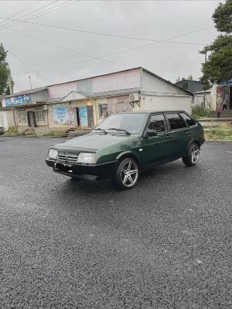 ВАЗ (Lada) 2109 21096 1.5 MT