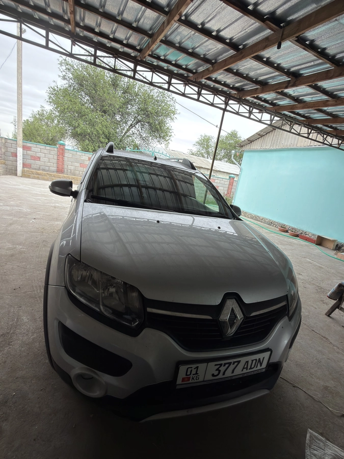 Открыть фото Renault Sandero II Stepway 1.6 AT