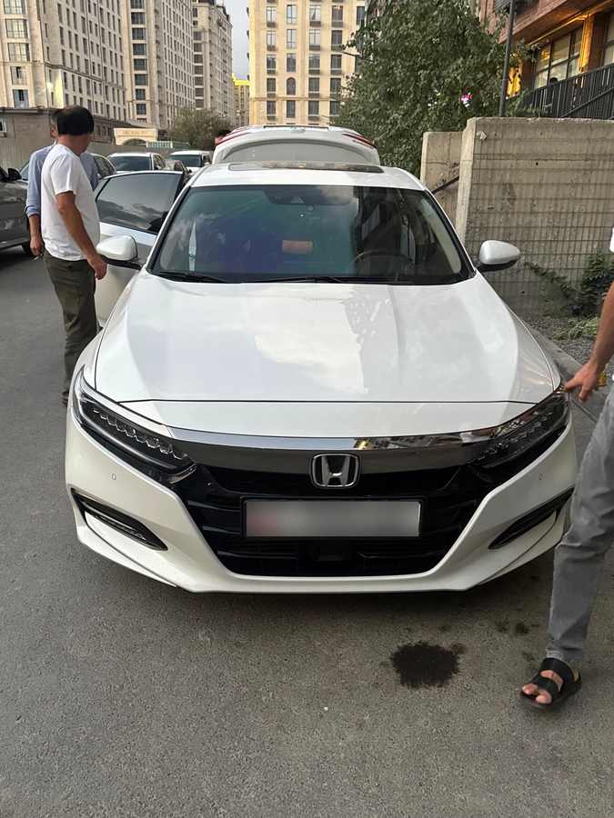 Honda Accord X 2.0 AT