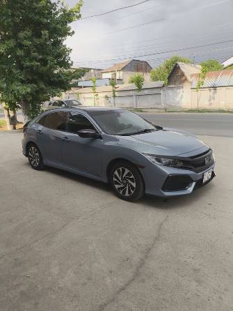 Honda Civic X 1.5 CVT