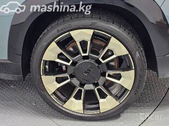 BMW XM 4.4hyb AT 4WD