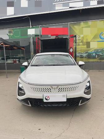 Wuling Starlight 1.5hyb AT