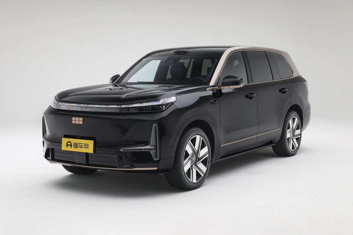 Geely Galaxy M9 1.5hyb AT 4WD