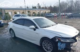 Toyota Avalon V 2.5hyb CVT