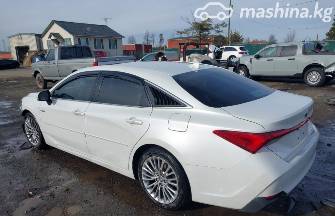Toyota Avalon V 2.5hyb CVT