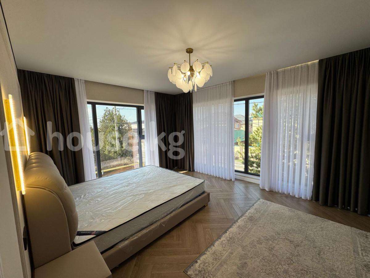 4-комн. кв., 140 м2
