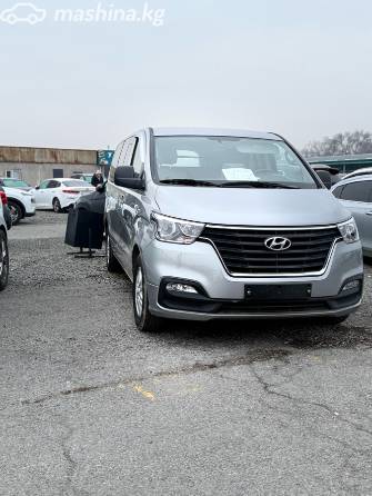 Hyundai Starex (H-1) II Рестайлинг 2 2.5d AT