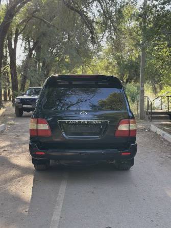 Toyota Land Cruiser 100 Series Рестайлинг 1 105 4.5 AT 4WD