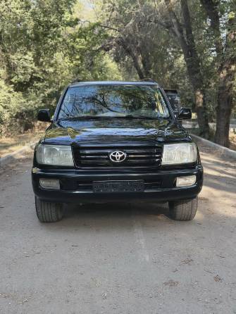 Toyota Land Cruiser 100 Series Рестайлинг 1 105 4.5 AT 4WD