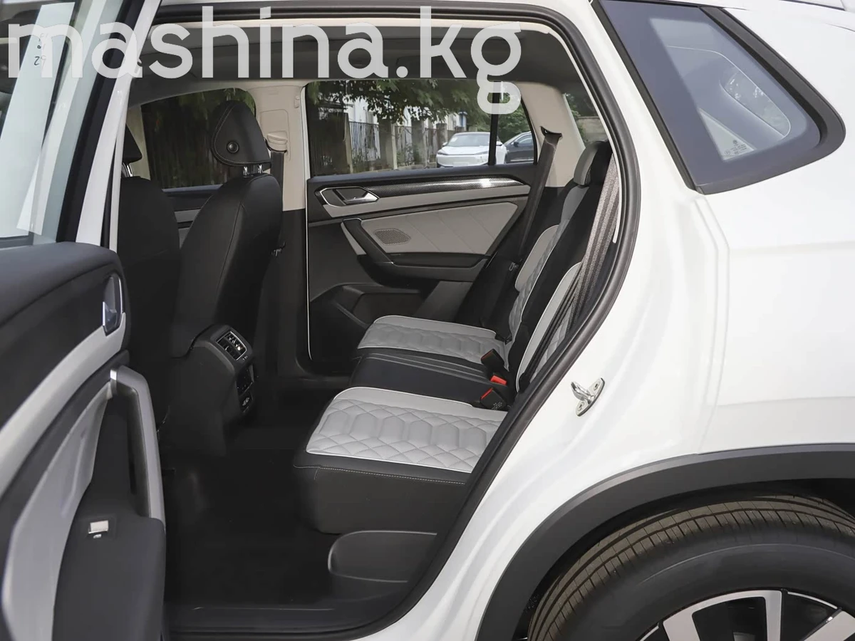 Volkswagen Tayron I Рестайлинг 1.5 AMT