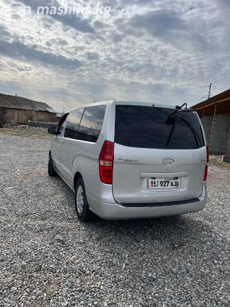Hyundai Starex (H-1) II 2.5d MT