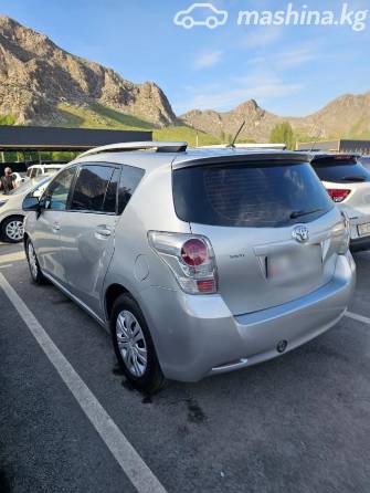 Toyota Verso I 1.6 MT