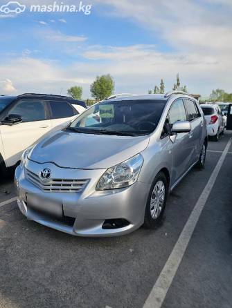 Toyota Verso I 1.6 MT