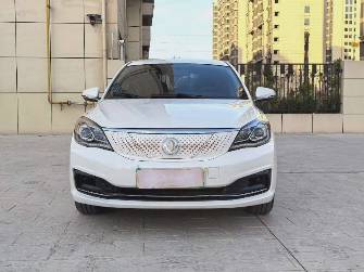 Dongfeng Aeolus E70 47.3 KWh Electro AT