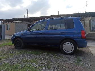 Mazda Demio I (DW) 1.5 MT