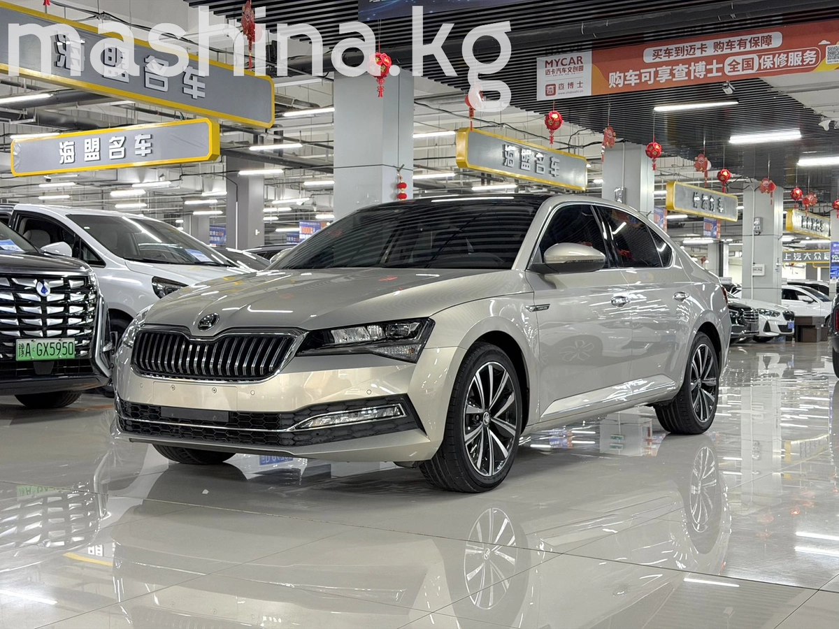 Skoda Superb III 1.4 MT