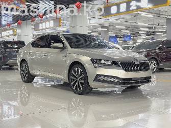 Skoda Superb III 1.4 MT
