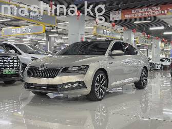 Skoda Superb III 1.4 MT