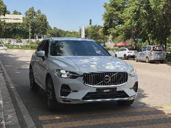 Volvo XC60 II Рестайлинг 2.0 AT