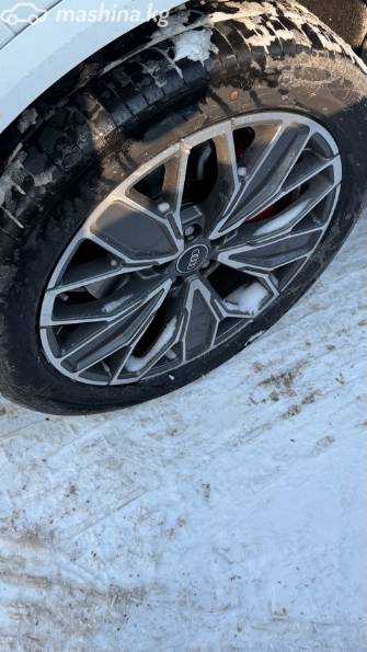 Audi Q5 III 40 TFSI 2.0 AMT 4WD