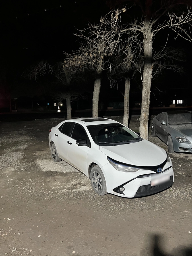 Открыть фото Toyota Levin XI (E170) 1.8hyb CVT