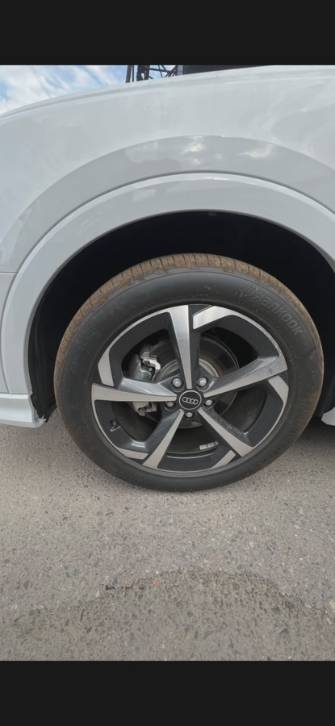 Audi Q3 II (F3) 35 TFSI 1.5 AMT