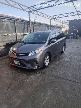 Toyota Sienna III Рестайлинг 2 3.5 AT