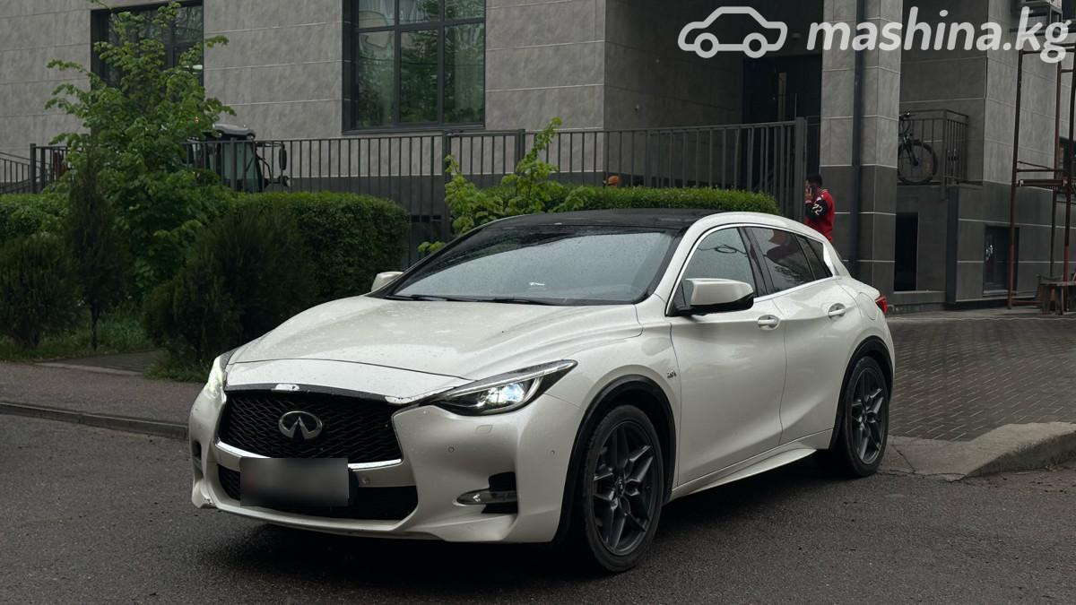 Infiniti Q30 2.0 AMT