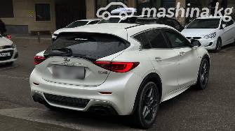 Infiniti Q30 2.0 AMT