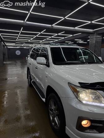 Lexus LX III 570 5.7 AT 4WD