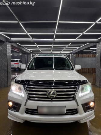 Lexus LX III 570 5.7 AT 4WD