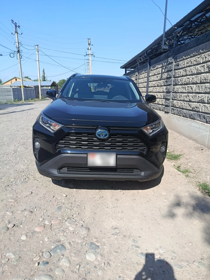 Открыть фото Toyota RAV4 V (XA50) 2.5hyb AT 4WD
