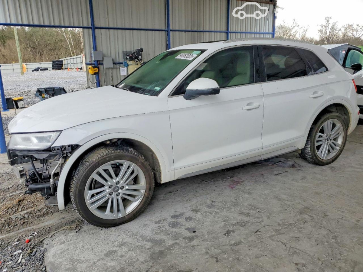 Audi Q5 II (FY) 45 TFSI 2.0 AMT 4WD