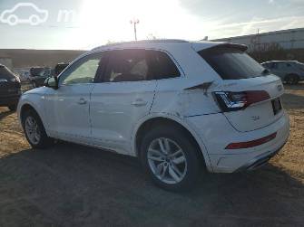 Audi Q5 II (FY) Рестайлинг 45 TFSI 2.0 AMT 4WD