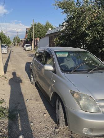 Toyota Ist I 1.5 AT